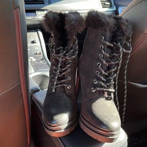 Brand DKNY size 5.5 color black